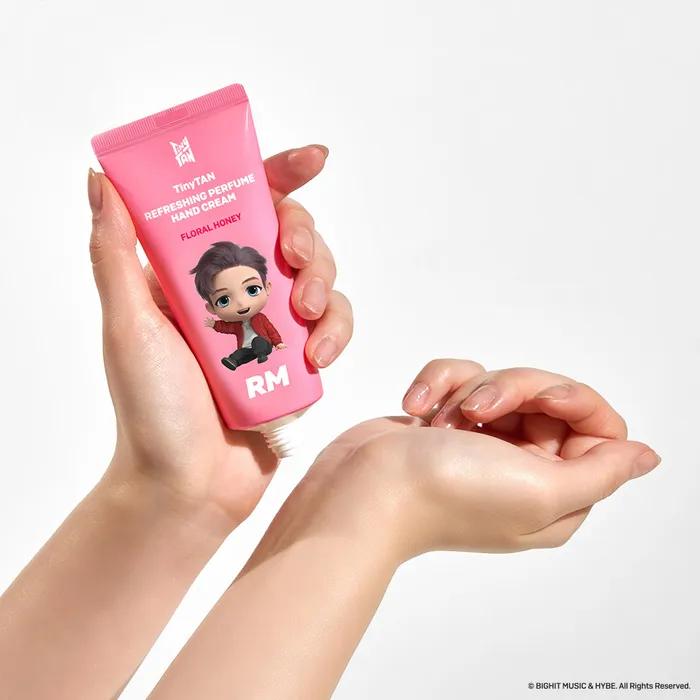 TinyTAN Освежающий парфюмированный крем для рук