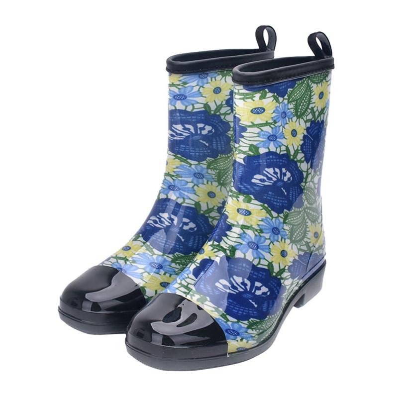 Fashion New Fashion Women Rain Boots Waterproof Rubber Boots Midcalf Adult Non-slip Water Women Shoes Garden Kitchen Working Rainboots