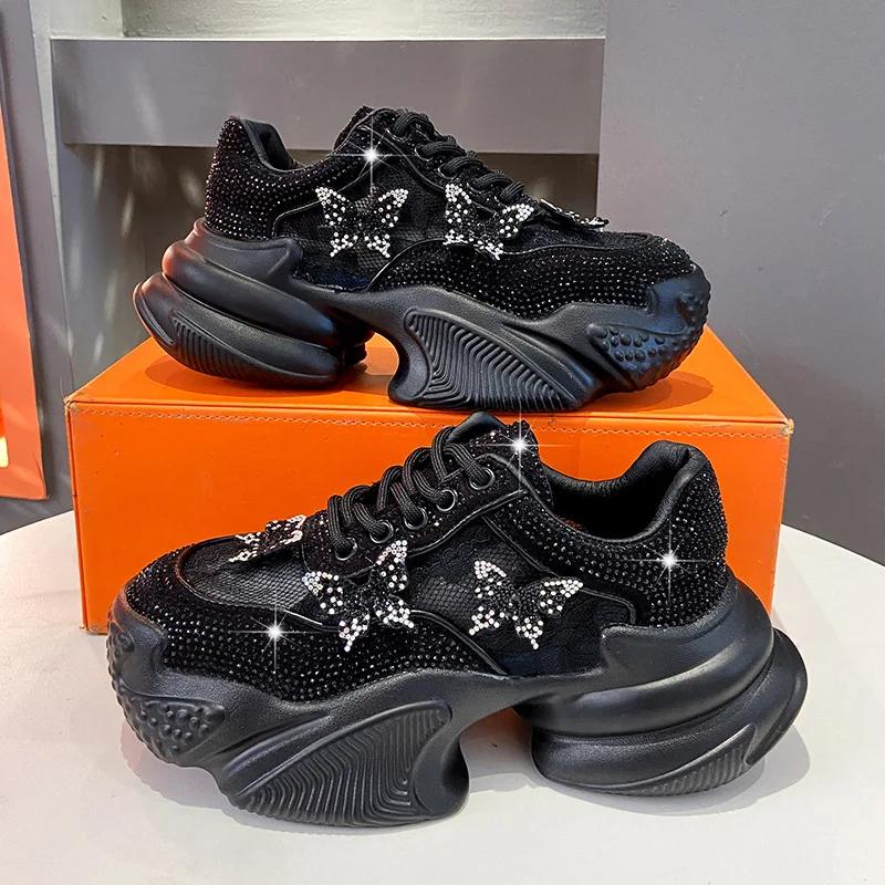 Модные кроссовки на толстой подошве с бриллиантами, женские, новинка весны и осени 2024 года, мягкая подошва, дышащая сетка, модная повседневная спортивная обувь, тренд