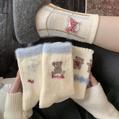 Толстые и теплые носки для осени и зимы, женские клетчатые носки-пиле с бантом и мультяшным медведем