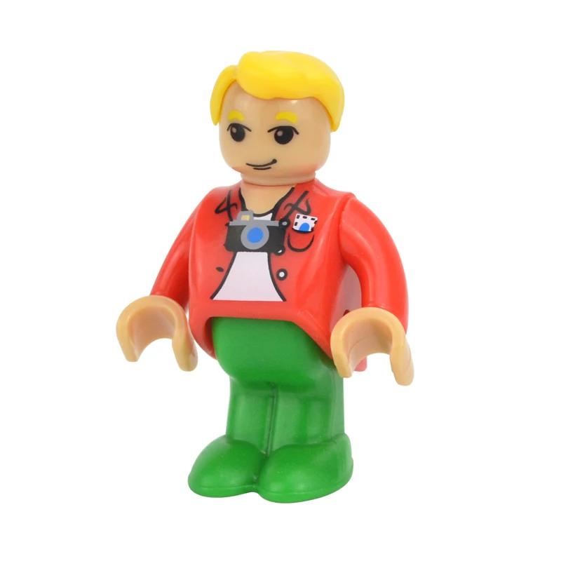 Все виды маленьких человечков, персонажи, деревянные аксессуары для железной дороги, фигурки членов семьи, рабочих, полицейских, врачей. Подходят для деревянных игрушек Biro