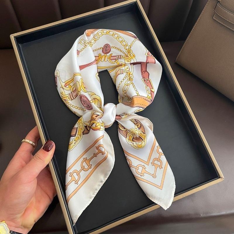 68cm Chain Printed Scarf Women's Autumn and Winter Thin Imitation Silk Scarf Fashion Shawl Headscarf Bag Accessories Scarfs