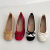Модный темперамент французский ретро балетный стиль плоская подошва мелкий вырез туфли-лодочки женские 2025 новые весна и осень мягкая подошва туфли Мэри Джейн
