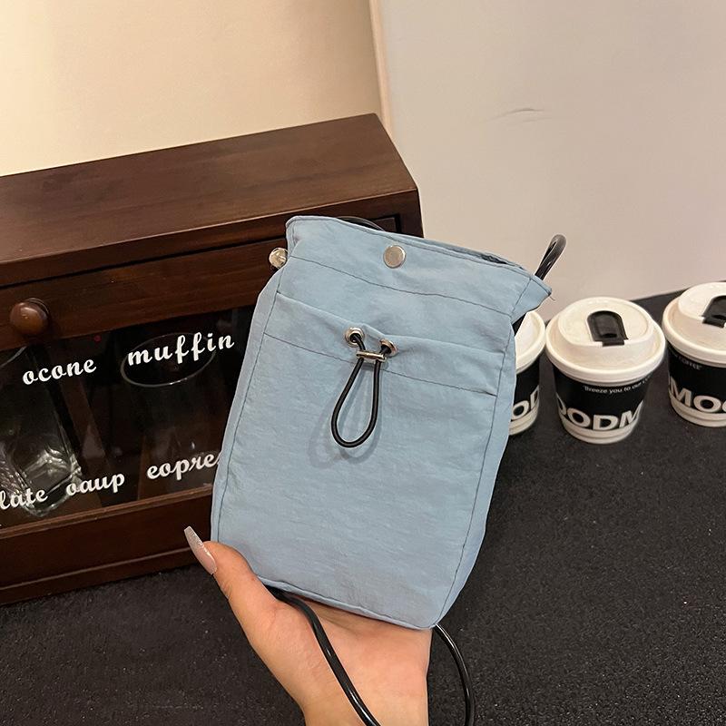 2025 лето литературная маленькая свежая легкая тканевая сумка кроссбоди для мобильного телефона женская повседневная универсальная мини-сумка