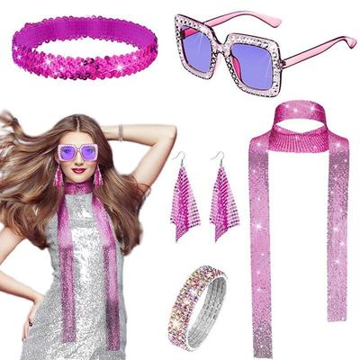 Набор женских аксессуаров в стиле диско 70-х с пайетками: Серьги, Шарф, Солнцезащитные очки, Браслет и Повязка на голову.