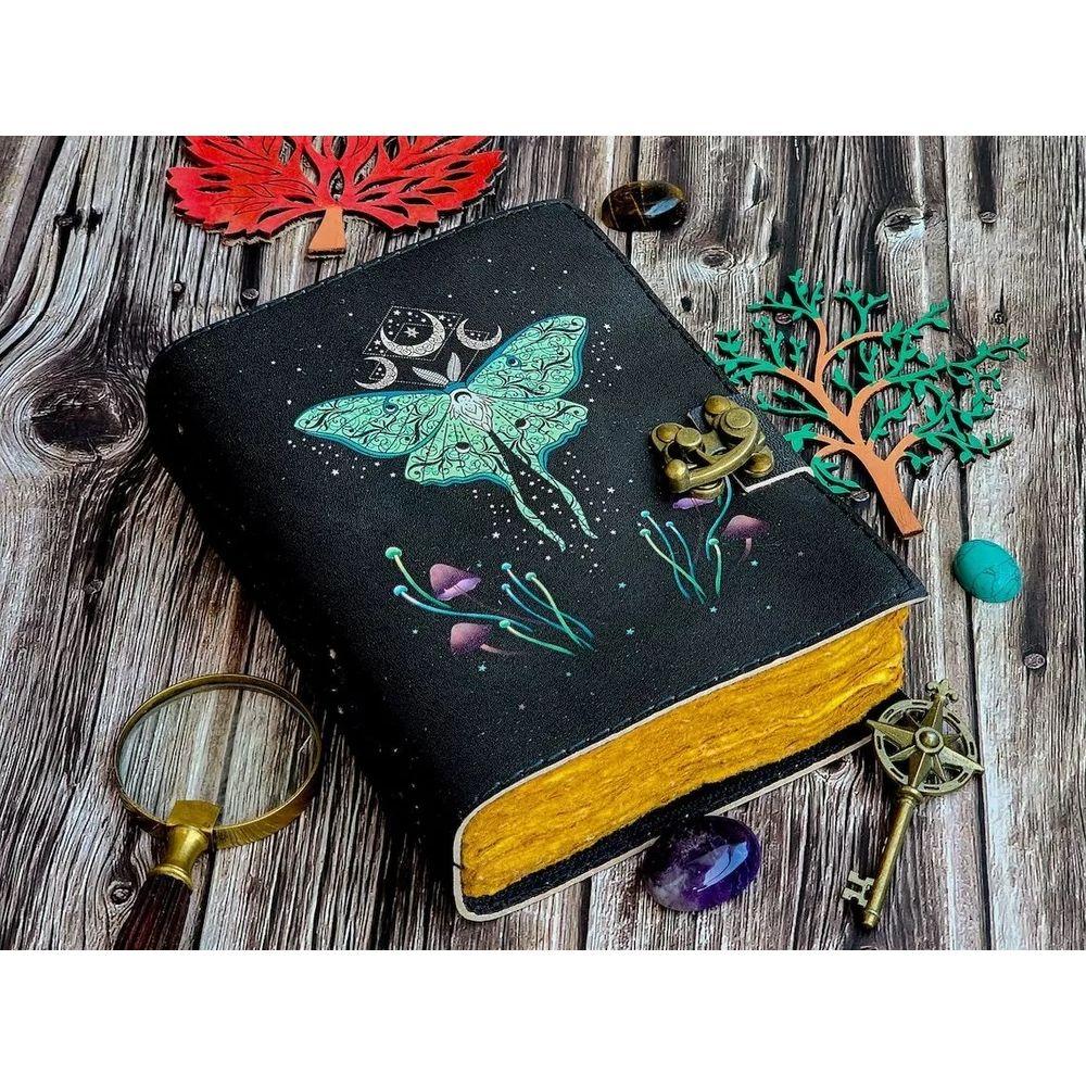 Кожаный журнал Волшебник заклинаний Кошачья книга Пустой блокнот Книга теней Виккан