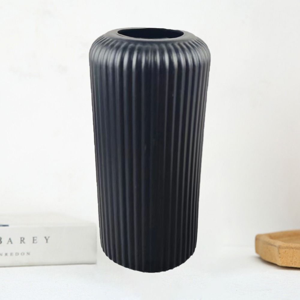 Light Capacity Hydroponic Vase Ornaments Flower Art Plastic Vase Nordic Vase Ornaments Table