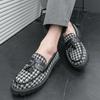 2026 Модная мужская повседневная кожаная обувь Высококачественная классическая деловая обувь для костюма Уличная нескользящая повседневная плоская дизайнерская лофер с кисточками