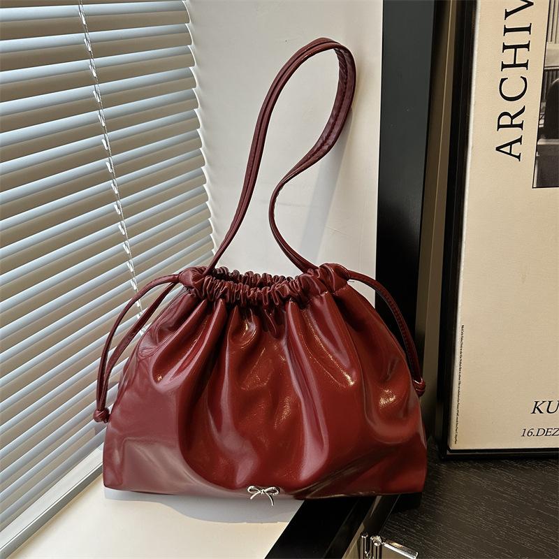 Сумка-ведро со шнурком и складками для женщин, новая модная летняя повседневная универсальная сумка-тоут на одно плечо большой вместимости