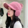 Вязаная шапка однотонная с плюшевым помпоном, с защитой ушей, зимняя шапка, зимняя утолщенная теплая ветрозащитная шапка, головной убор