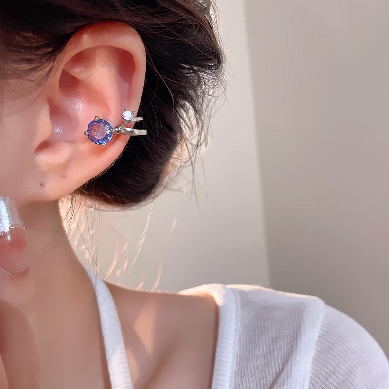 Элегантные серьги-клипсы из циркония для женщин: Непроколотые, универсальные и блестящие