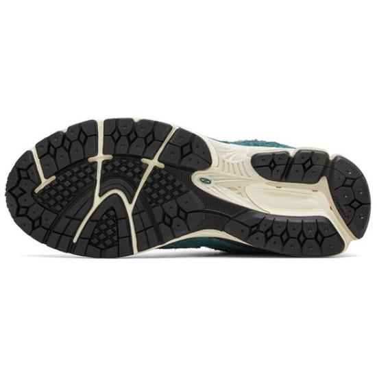 New Balance 2002R Новый еловый магнит - M2002REM