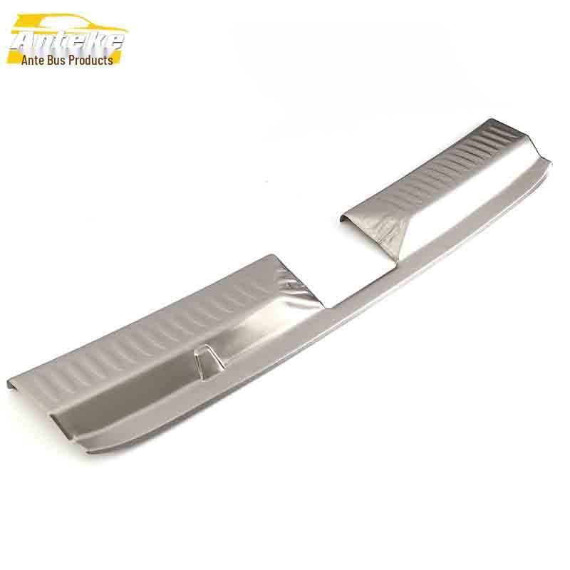 Sail 3 Stainless Steel Rear Guard Trim: Trunk Protection Pedal Decorative Strip