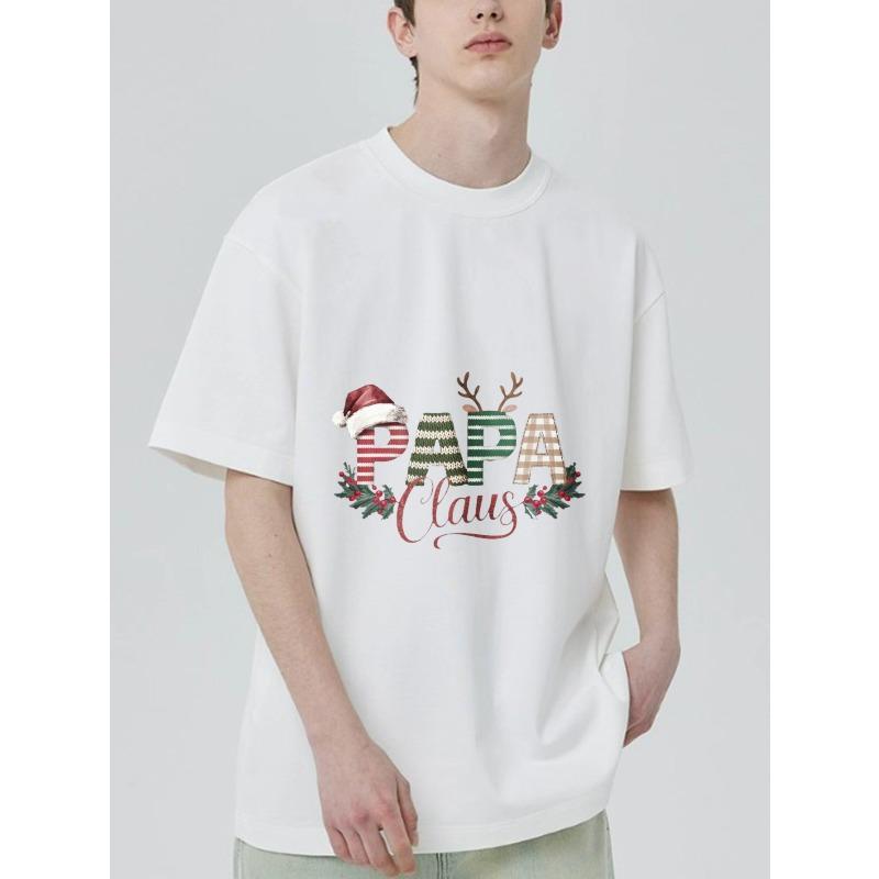 Рождественская футболка черная с принтом Папа Клаус в шапке Санты и рогами оленя для праздничного сезона
