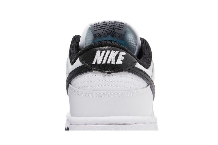Женские кроссовки Nike Dunk Low Белые Черные (2022) (Женский) Белый черный