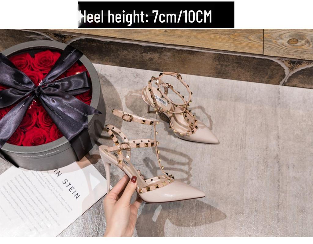 Женские туфли-лодочки на шпильке нюдового цвета с шипами - Весна/Лето 2023 с острым носком и открытой пяткой