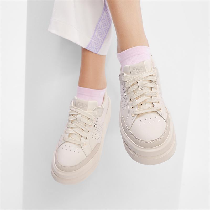 Fila Victoria Повседневные Минималистичные Универсальные Однотонные Кроссовки Женские Кроссовки Молочно-Белые F12W431205FAW