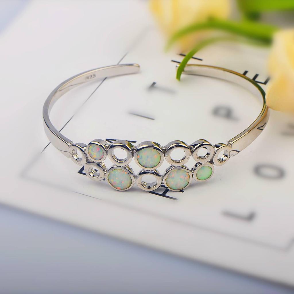 Браслет-манжета в гавайском стиле с инкрустацией опалом, ювелирное изделие