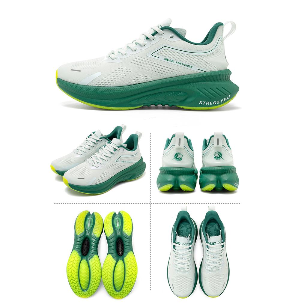 Мужские кроссовки ONEMIX на амортизирующей подошве