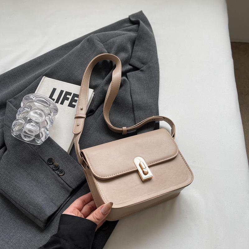 Ретро нишевая сумка высокого качества женская 2025 новая осенне-зимняя трендовая маленькая квадратная сумка универсальная сумка через плечо