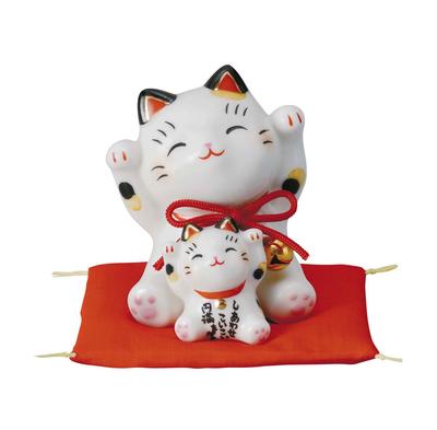 Yakushigama Painted Porcelain Lucky Cat, 7 Cm