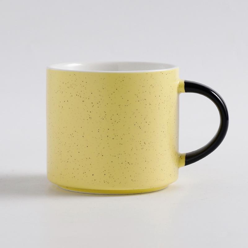 Простая контрастная кружка в горошек, Высоко выглядящие парные чашки, Керамические чашки, Персонализированные креативные кофейные чашки