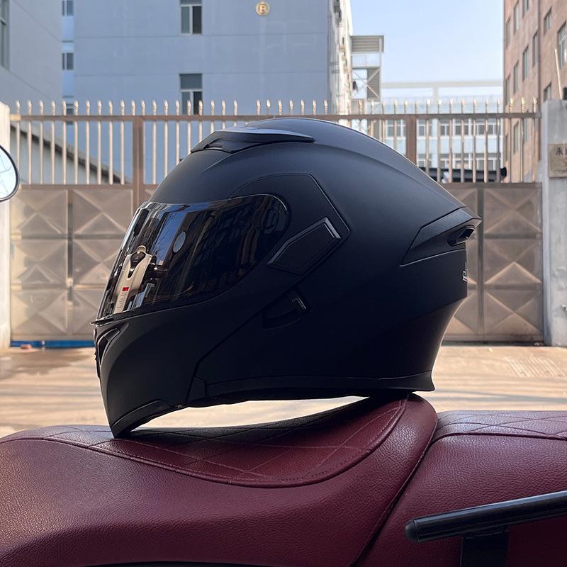 Motorcycle Helmets Men's and Women's Locomotive Full Helmets Bluetooth Peel-off Helmets Electric Vehicle Helmets