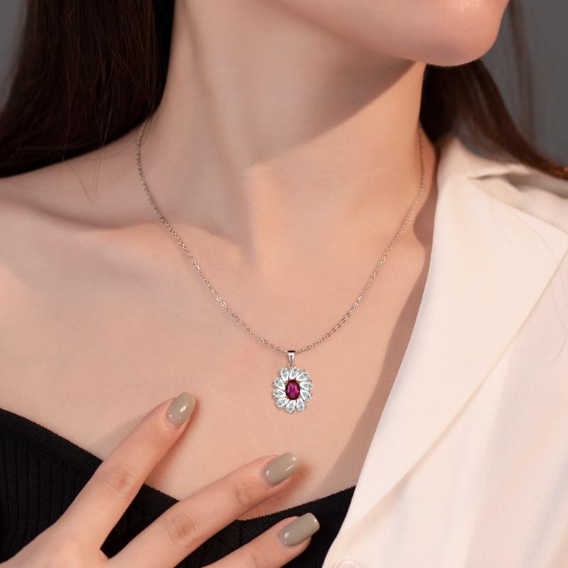 High-end red zircon flower pendant, ruby necklace, women's high-end 925 sterling silver collarbone chain.