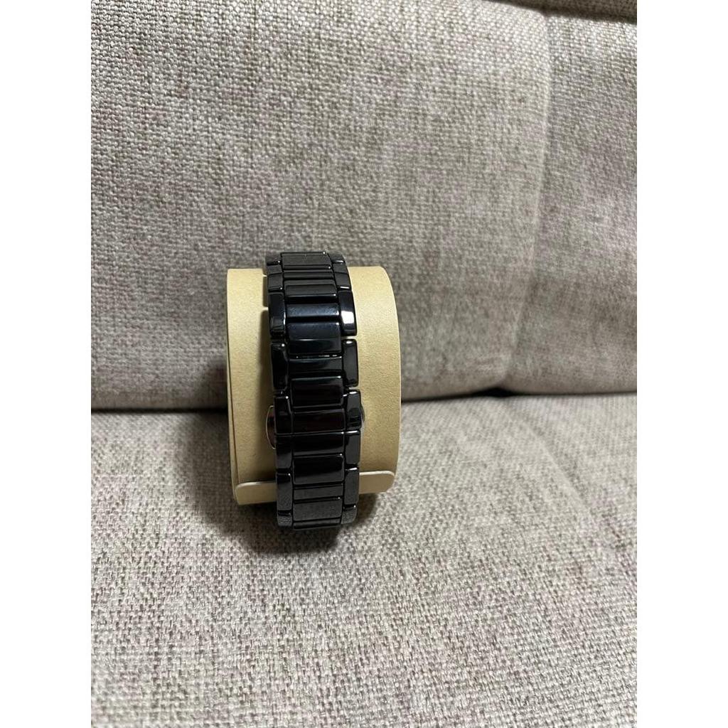 Подержанные часы Vivienne Westwood черные с золотом