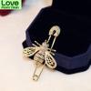 Luxury Full Crystal Gold Color Bee Brooches For Woman Shiny Hollow Bee Brooch Pin For Coat Scraf Fine Jewelry