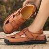 Новые мужские кожаные сандалии ручной работы 2025 года, плоские сандалии, модные мужские, подходящие для пляжного отдыха, летние, коричневые, нескользящие сандалии
