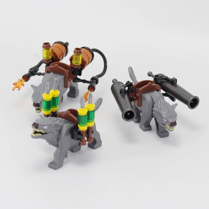 MOC Medieval Animal Zoo Farm Dragon Action Figures Building Blocks Gold Red Dragons Wolf Snake Monsters Beast Bricks Toys Gifts