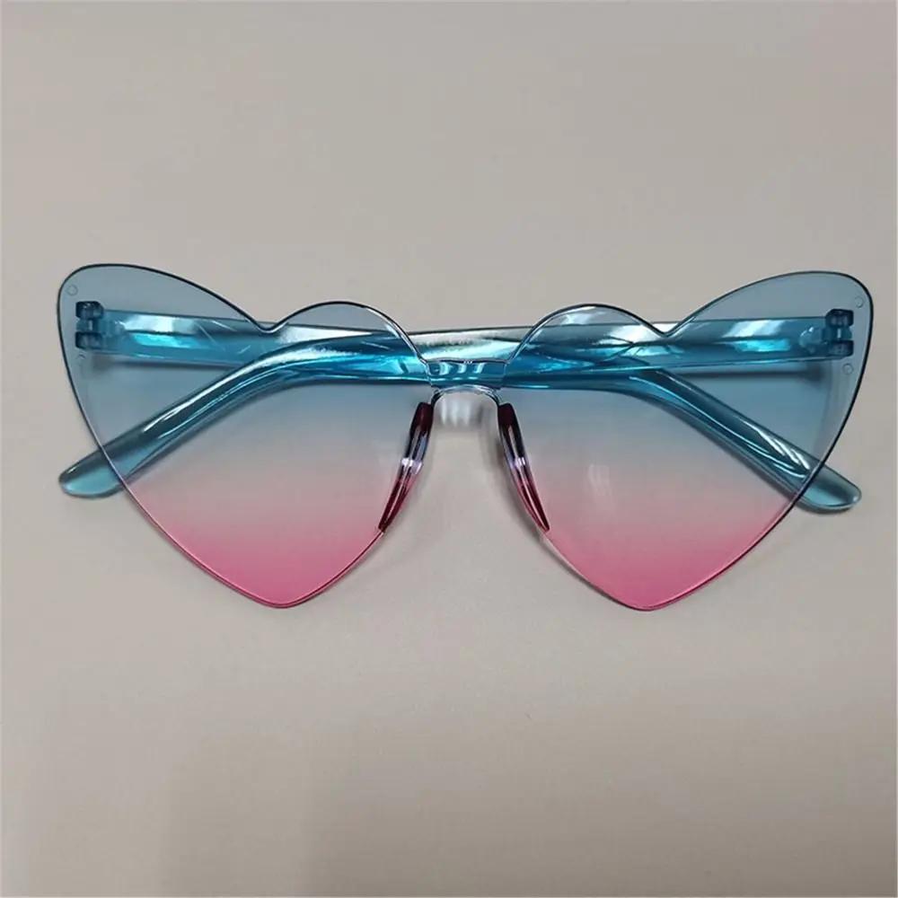 UV Protection Lightweight Comfortable Durable High Quality Multi Colored Lenses Female Male Sun Glasses Heart-shaped
