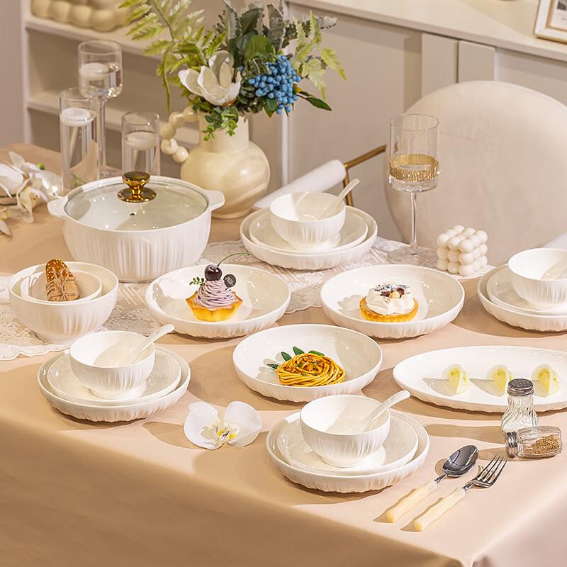 Pure White Nordic Bone China Dinnerware Set
