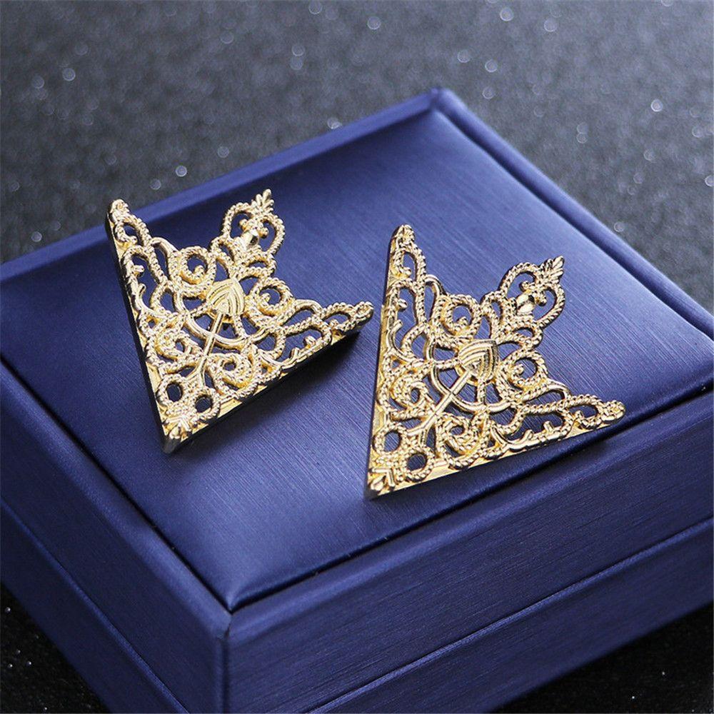 Exquisite Wedding Crown Hollowed Out Clothing Accessories Corner Badge Triangle Pins Brooch