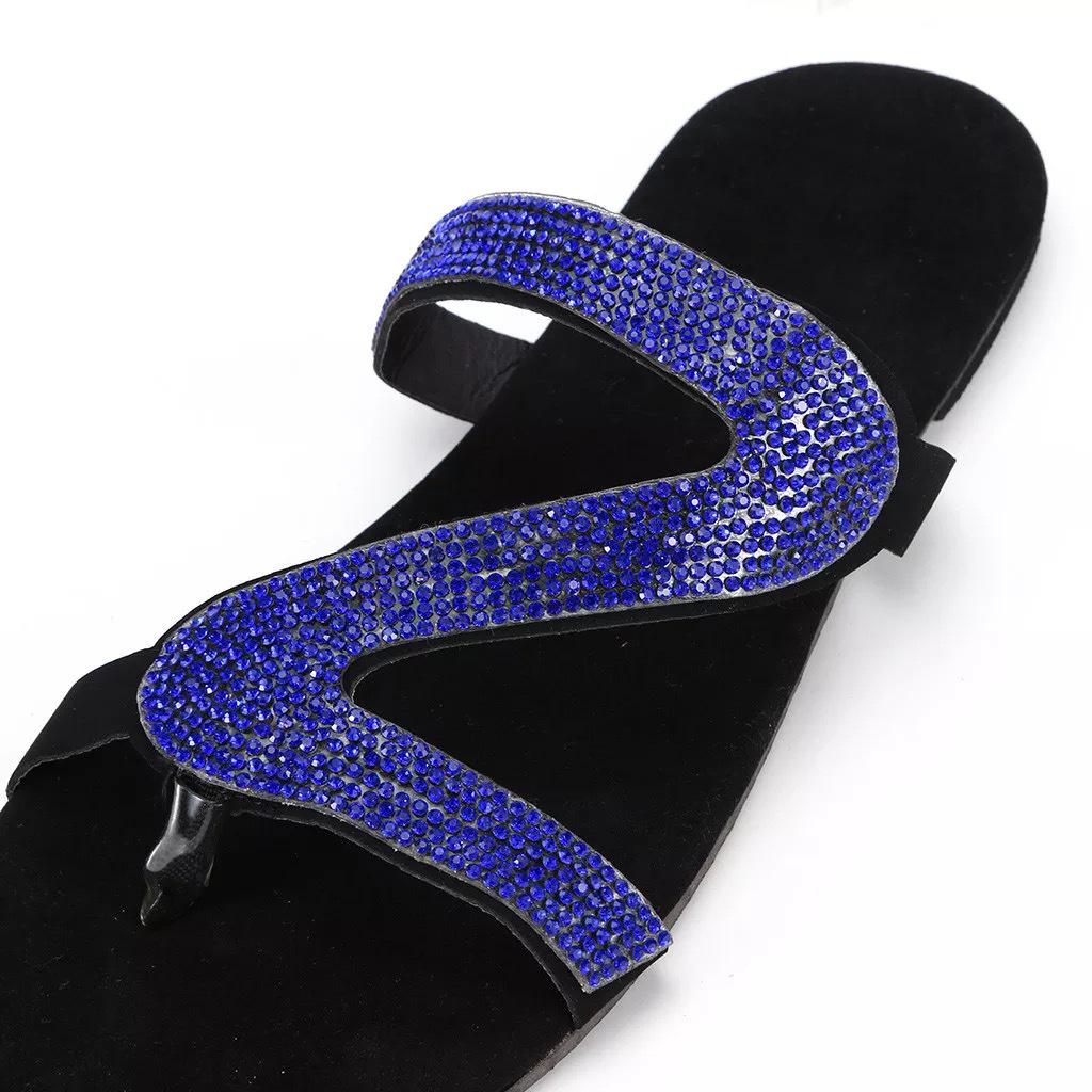 Модные большие тапочки на плоской подошве, лето 2024, новые пляжные сандалии с открытым носком и стразами, женские тапочки