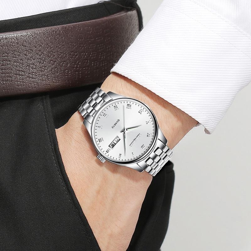 Мужские минималистичные водонепроницаемые наручные часы из нержавеющей стали с римским циферблатом, датой, днем недели и люминесцентными элементами для всех возрастов.