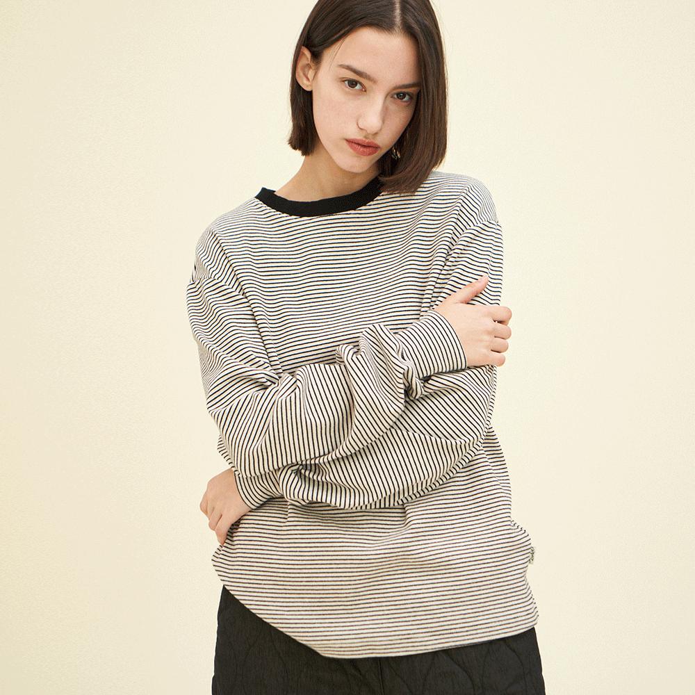 CHIQUITA Snug Sweatshirt (St Napping) Black 244601Tbk
