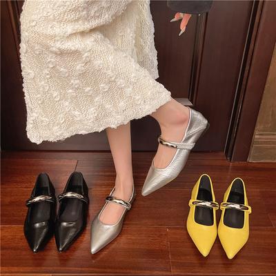 Дизайнерские нишевые туфли Мэри Джейн 2025 французский нежный сказочный ветер металлическая пряжка острый носок мелкий вырез мягкая кожа повседневная обувь