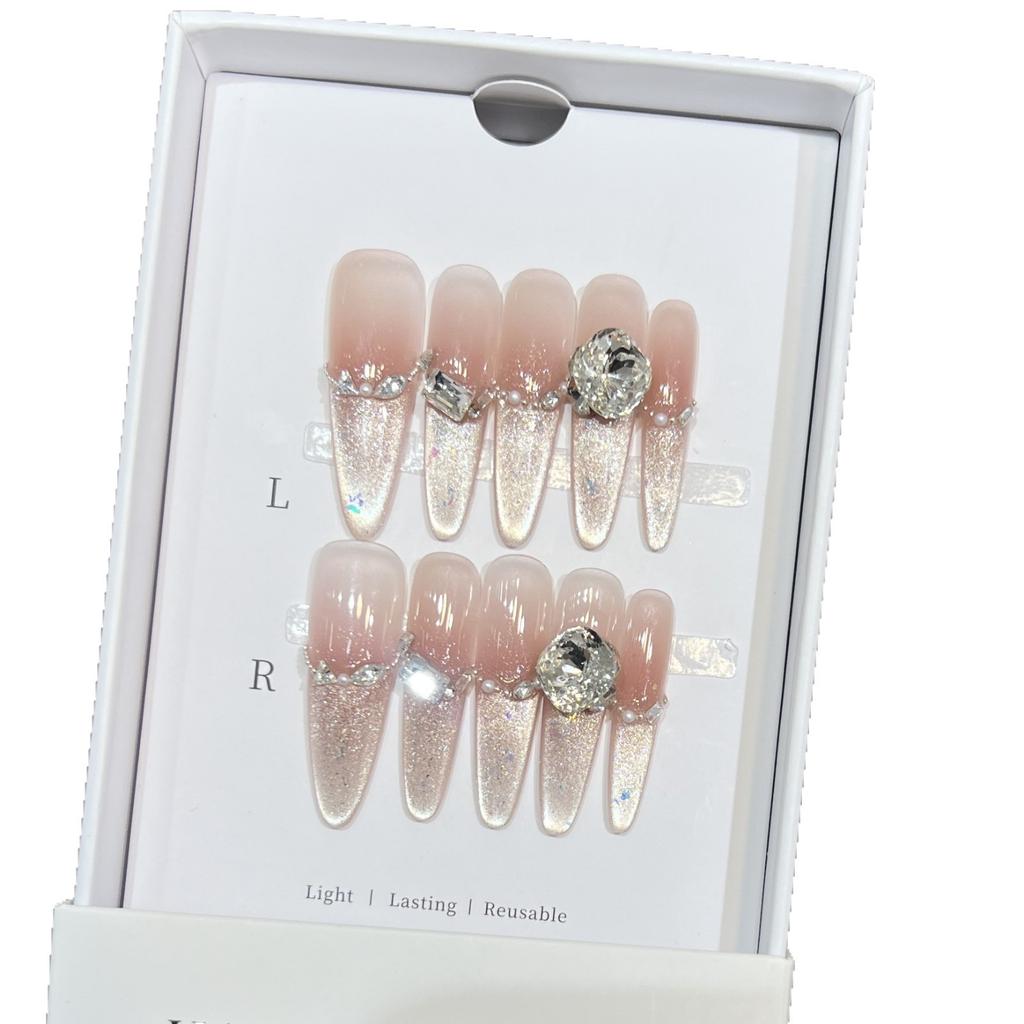 Light Luxury High-end French Cat Eye Small Shattered Diamond Wear Armor Pure Handmade