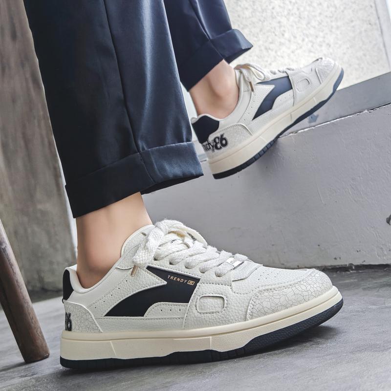 2024 Весна Новая корейская мода Универсальная толстая подошва Удобная обувь для скейтбординга Повседневная модная парусиновая обувь для мужчин