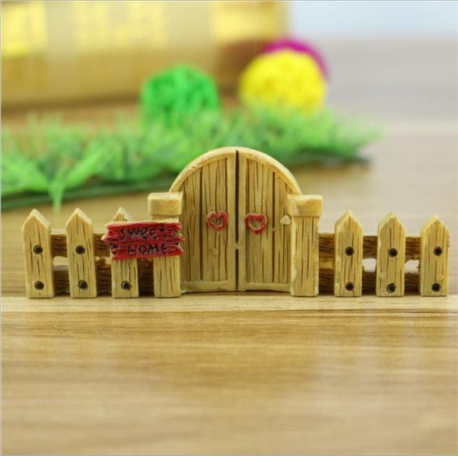DIY Micro-landscape Fence Railings Decorative Wooden Fence Ornament Diy Resin Design Craft Mini Gard