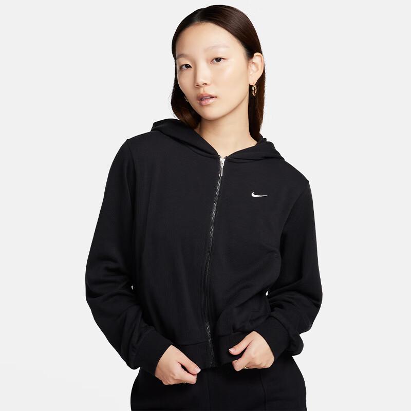 Nike Женская куртка с капюшоном