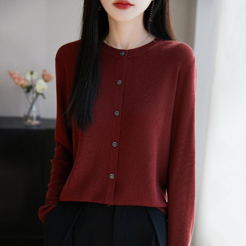 Женский легкий кардиган из 50% шерсти и 50% шелка Mulberry — универсальный трикотаж на все 4 сезона для комфорта и стиля в любое время года