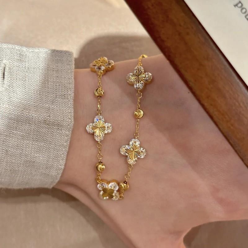 Lucky Clover Jewelry Set Women Red Corundum White Zircon Gold Tone Luxury Minimalist Design