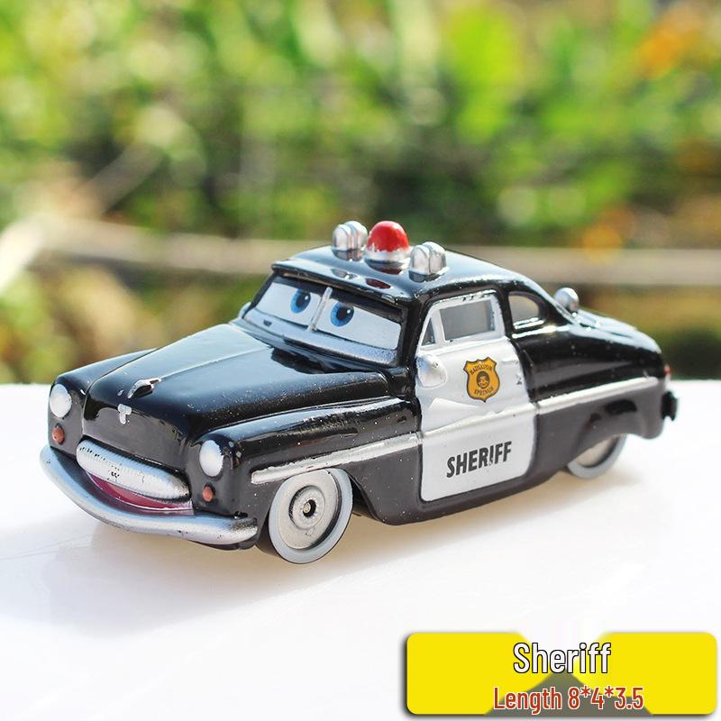 Набор машинок Pixar Cars из сплава: Модели МакКуина, Мэтра, Салли, Шерифа