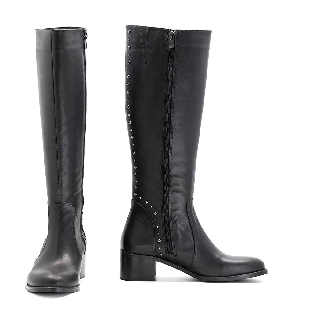 Женские сапоги из натуральной кожи на среднем каблуке до колена