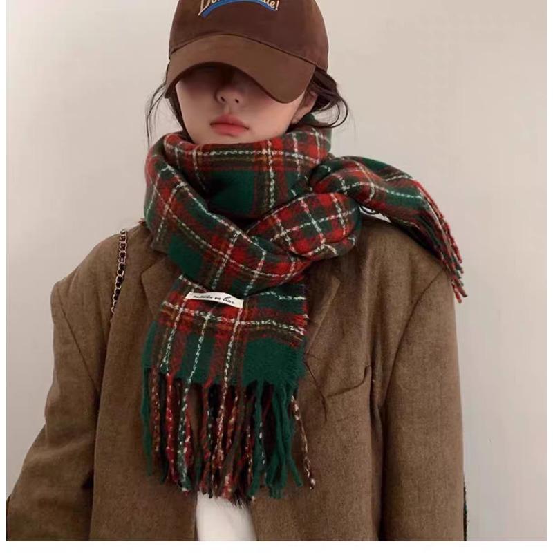 Plaid Scarf Women's Atmosphere Warm New Dry Rose Powder Autumn and Winter White Soft Fringed Shawl Scarf