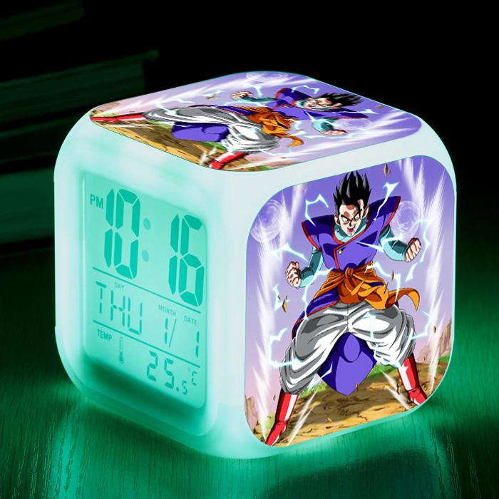 Аниме Dragon Ball Цифровые часы Сон Гоку Гохан Веджета Маджин Буу Броли Бульма Тракс Будильник Фигурка Детские Светящиеся Игрушки Кукла
