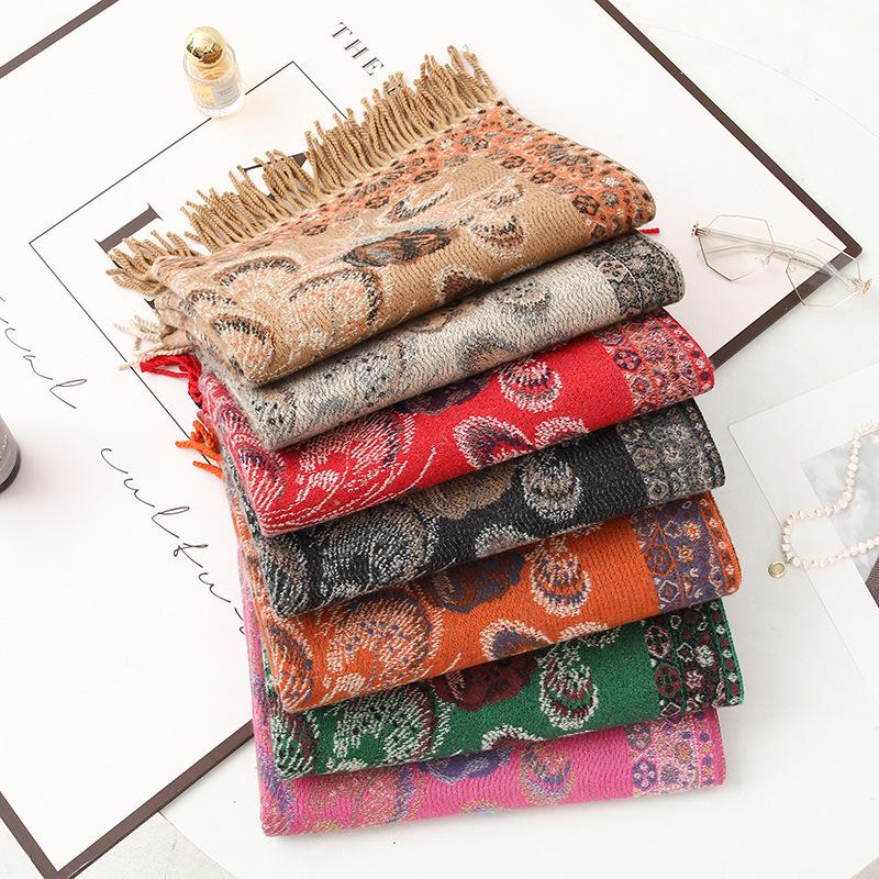 Women's Ethnic Style Jacquard Shawl: Thick, Warm Imitation Cashmere Scarf for Autumn/Winter